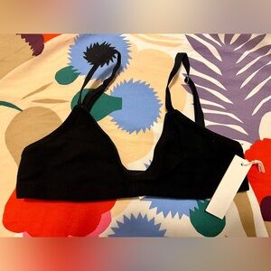 ARQ Black Susanna Bra